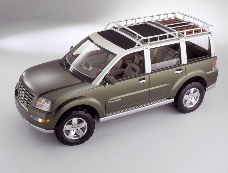  Ford Explorer Sportsman Concept 2001 года  (фото 5 из 30)
